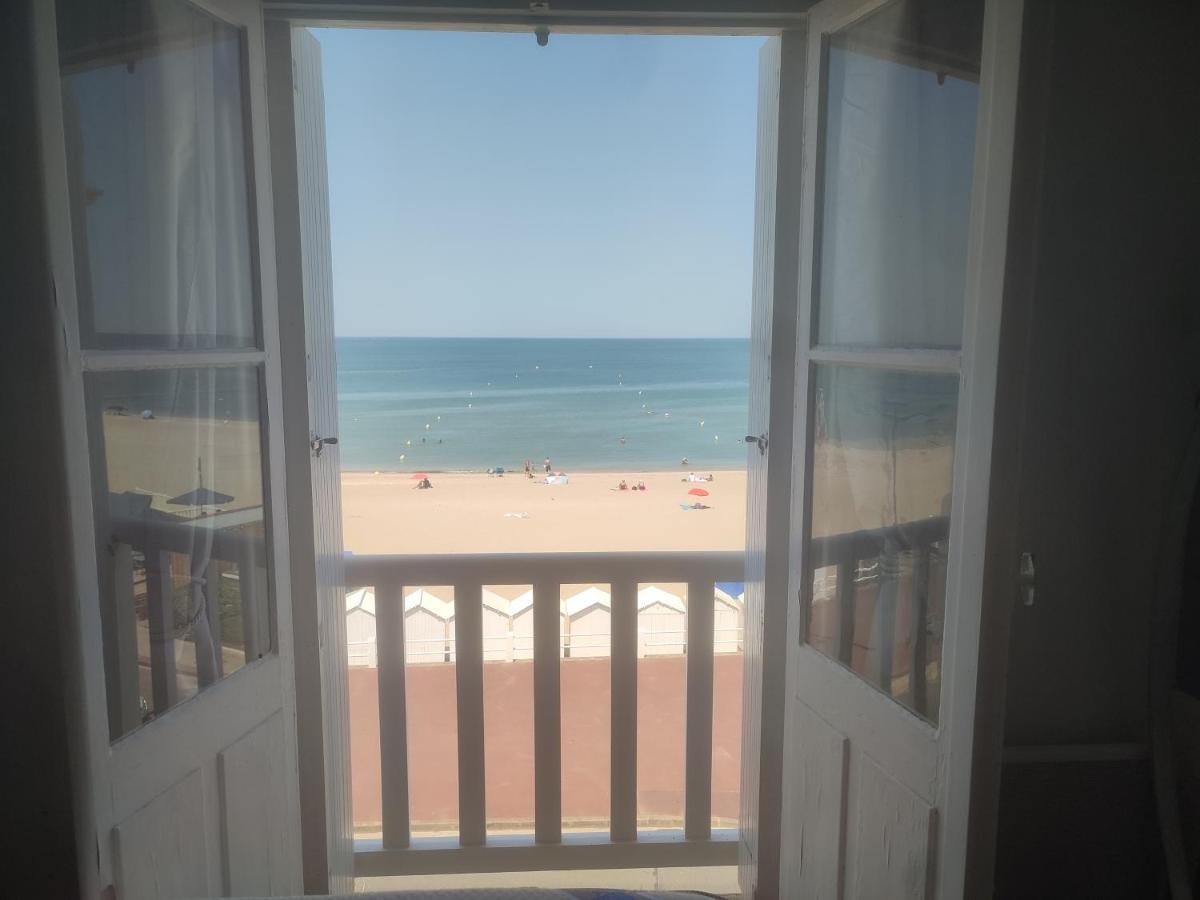 Au Paradis De La Mer A 10M De La Mer Villers-sur-Mer Esterno foto