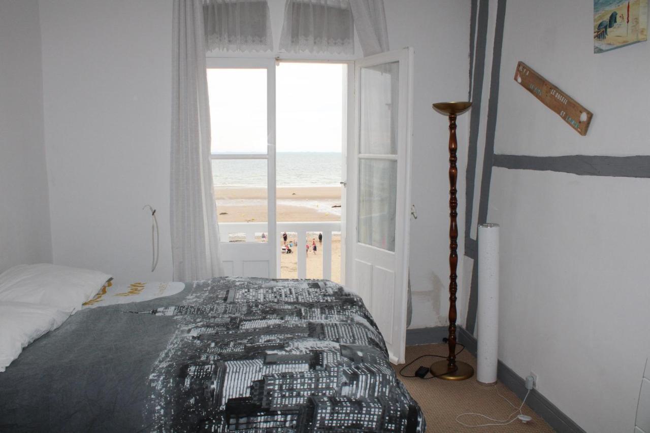 Au Paradis De La Mer A 10M De La Mer Villers-sur-Mer Esterno foto